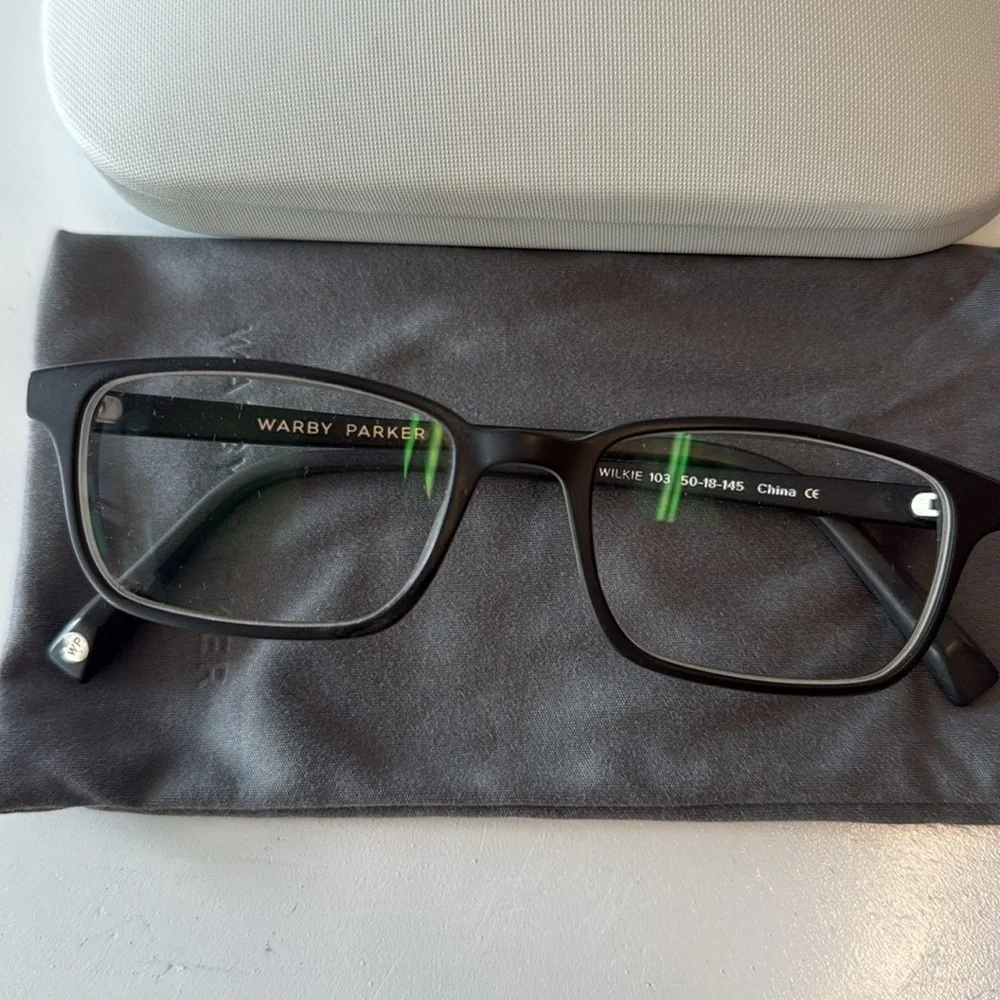 Women Kerby Parker “Wilkie” Black Eyeglasses EA070